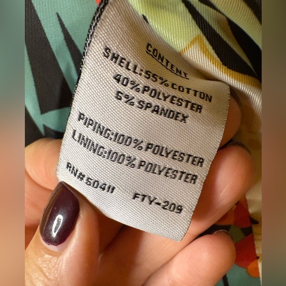 Jessica Simpson Yellow satin finish Trench Coat jacket size small - Picture 7 of 8